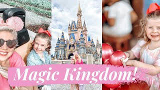 Magic Kingdom Disney World Mini Vlog 2022! Rides, Food, Parades! | LOUISE PENTLAND