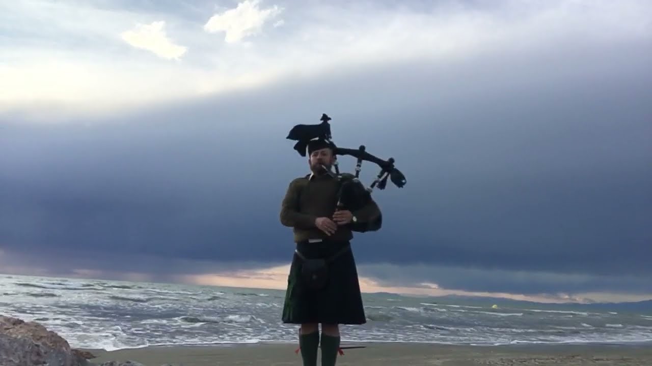La Cornemuse Écossaise Great Highland Bagpipe