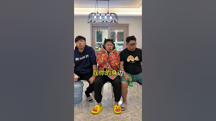 《憋笑猜歌挑战》，极热又开始了鸡公煲，峻宁怎么还越唱越燃了？还得看大牛，今天唱的简直不是本人#万万没想到#憋笑猜歌#空耳#搞笑#张大牛