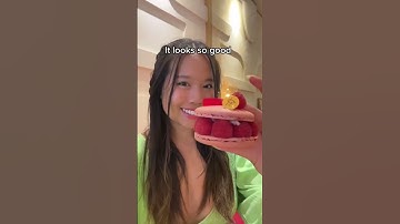 Trying the most expensive macaron in Paris 🇫🇷