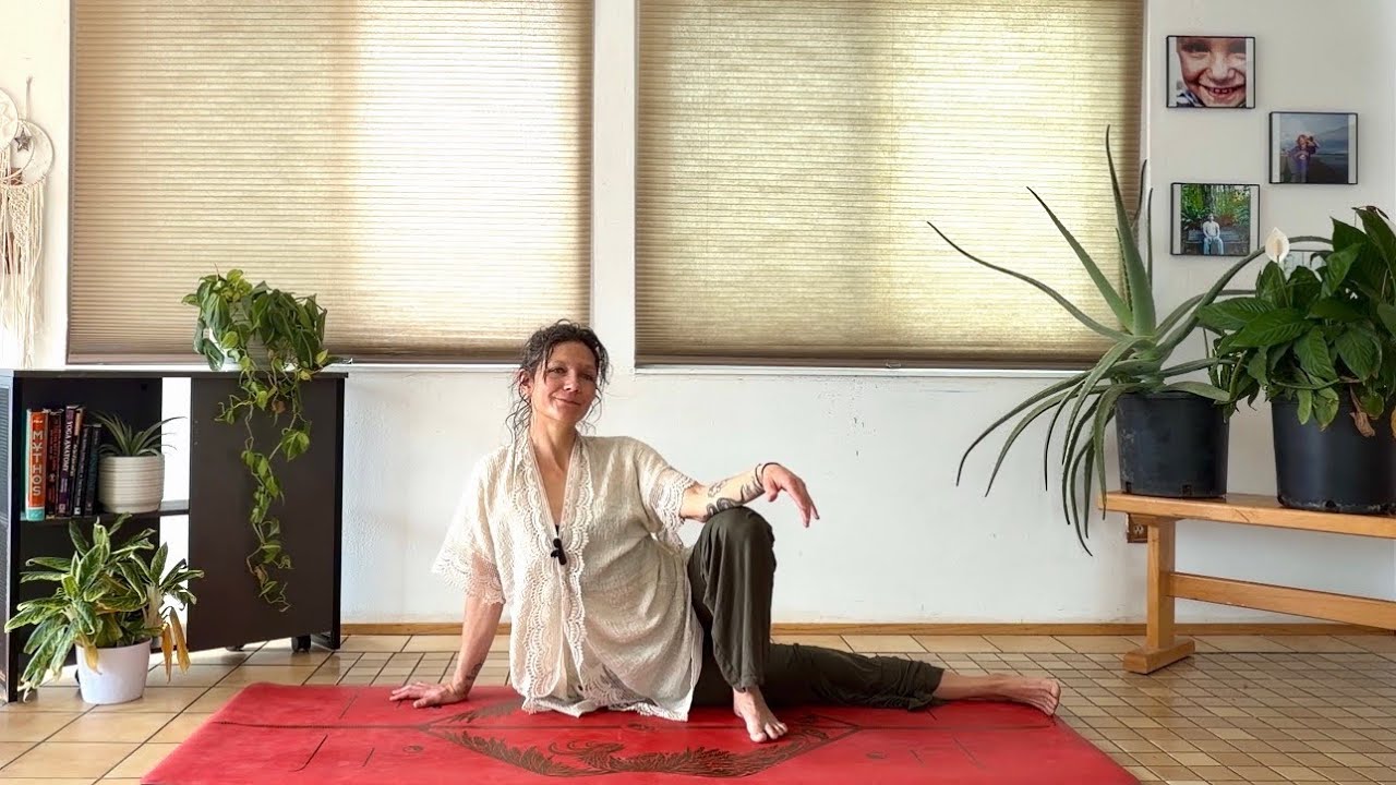 Pisces New Moon Slow Yoga Flow - Slow Down, Release, Flow