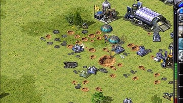 C&C Red Alert 2 Megapack Challenge 1v7 - Blue Hills - British - Random