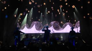 Coldplay - Magic (Sydney 2014)