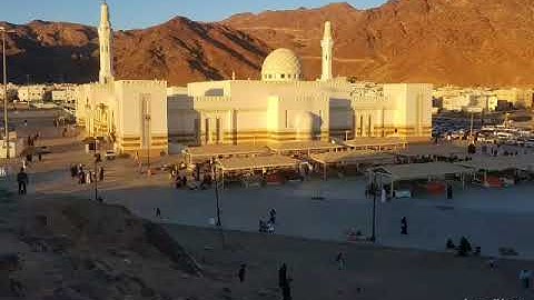 تلاوة مباركة للأخ القارئ أديب الجيلاني، لما تيسر من سورة القلم.