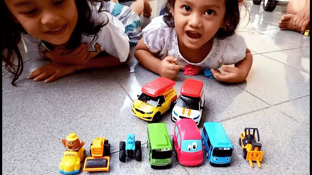  Anak  Perempuan Mainan  Mobil  Mobilan YouTube 
