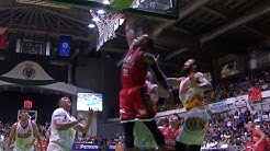 Brownlee soars for the putback | PBA Governors’ Cup 2018
