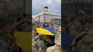 Гімн на Майдані. Прощання з Героями