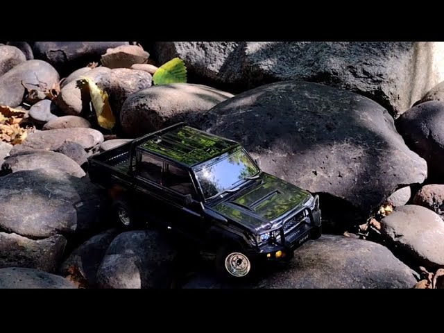 UDIRC UCX18 PRO TOYOTA LAND CRUISER 79 SERIES TRAIL/SCALE TRUCK