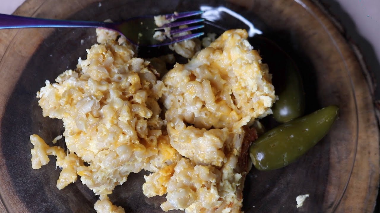 MACARONI AND CHEESE JALAPENOS ASMR EATING SOUNDS