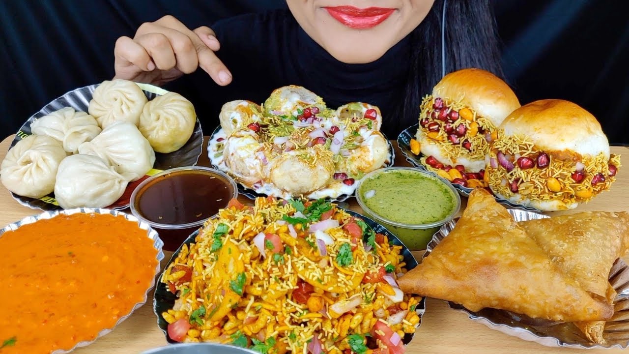 ASMR:EATING STREET FOOD DAHI PURI,MOMOS,DABELI,BHELPURI,SAMOSA l FOOD VIDEOS l