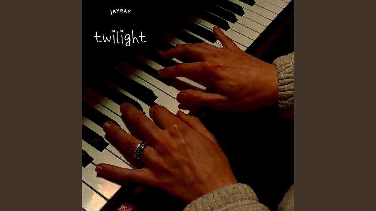Watch twilight on YouTube Watch twilight on YouTube