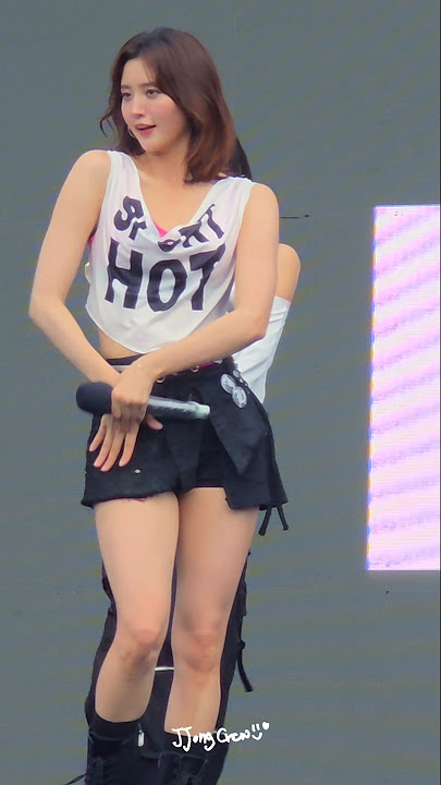 251116 WATERBOMB in Vietnam 베트남 호치민 hochiminh 워터밤 EXID JEONGHWA 정화 핫핑크 HOTPINK #idol #kpop