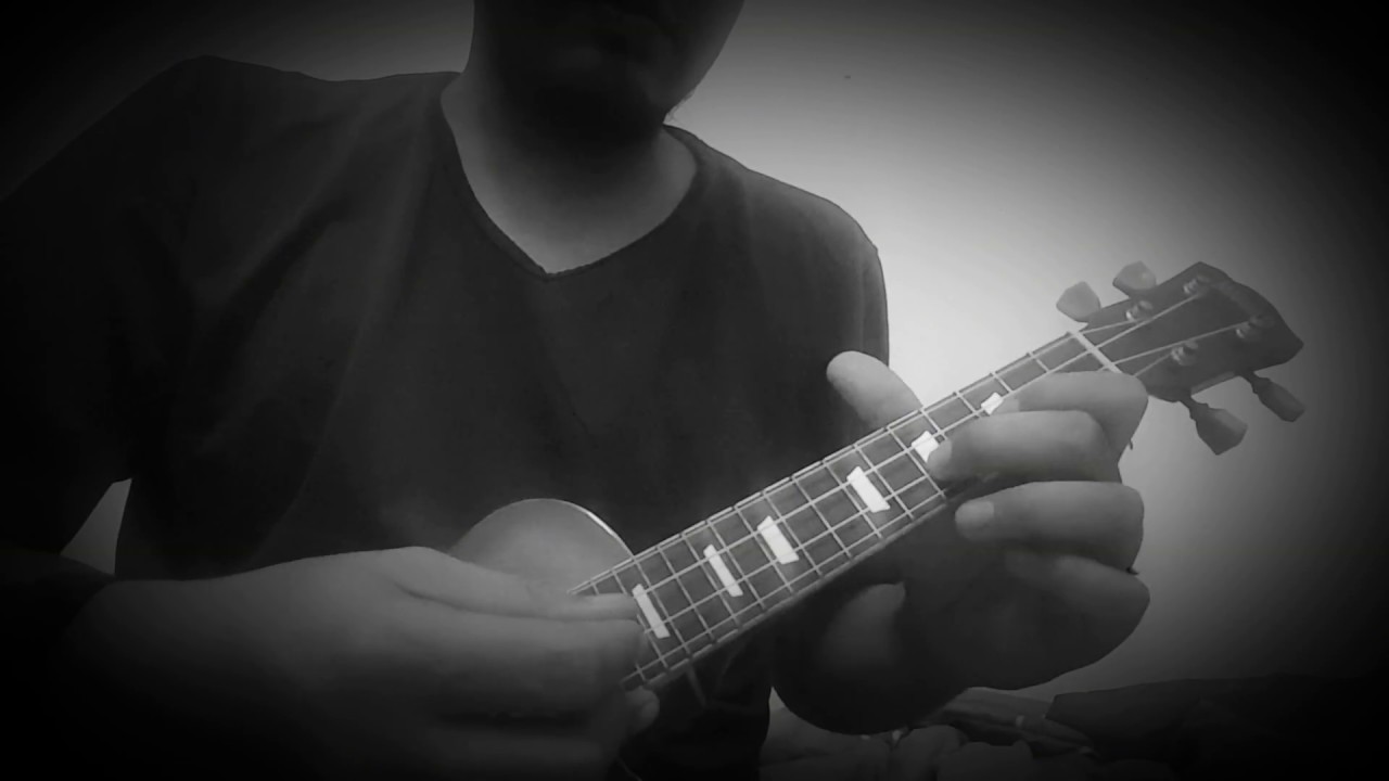 Rebahku tanpamu - putera band (ukulele cover) - YouTube