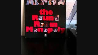 Video thumbnail of "The Round Robin Monopoly - Dreamers"