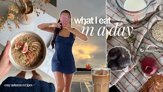 WHAT I EAT IN A DAY 🍂 | healthy & cosy autumn comfort recipes ~ 2024
Hiii! ✨ Welcome to what I eat in a day; autumn edition. In this video I share with you my go-to healthy and cosy autumn comfort recipes for 2024. These are super quick everyday meals that dont only taste delicious but are filled with all the warm seasonal flavours. I really look forward to seeing you recreate these, and please feel free to tag me on instagram at @irida.tsvetanova 🕯️🍂
If you enjoy this video make sure to subscribe below so you dont miss any future lifestyle, wellness and productive vlog content!
Love, Irida x
M E N T I O N E D :
⇢ Couch To 5k App - https://bit.ly/4gFAYlv
R E C I P E S :
⇢ Breakfast - Apple & Cinnamon Porridge
Ingredients
50g oats
220ml milk
1 small apple, half grated, half sliced
1 level tsp cinnamon
1 tsp brown sugar
handful of mixed nuts and seeds
drizzle of honey
1 fig
Method
1. Add grated apple, 1 tsp of cinnamon and brown sugar in a pot on medium heat and cook until sugar dissolves. (a few minutes)
2. Add oats and milk and cook until oats are creamy.
3. Top with sliced apple, nuts, seeds, figs and a drizzle of honey and serve hot!
Recipe Credit : The Mother Cooker
⇢ Lunch - Avo, Grilled Toms, Hummus & Beans on Toast
Ingredients
1 egg
150g of baked beans
1 vine of cherry tomatoes
hummus
1/2 avocado
sourdough bread
balsamic glaze
black sesame seeds
Method
1. Add salt and a drizzle of olive oil to the vine of cherry tomatoes. Pop these in the oven for 8-10 minutes on 170°C.
2. Boil the egg for 7 minutes on medium - high heat for a runny york.
3. Warm up baked beans as per can instructions. (I just warmed them up in a pot on medium heat for 3-5 mins)
4. Toast bread and assemble. Start with avocado, beans, egg, cherry toms and hummus.
5. Top with balsamic glaze and a sprinkle of black sesame seeds. Enjoy hot!
⇢ Dessert - Pumpkin Banana Bread
Ingredients
2 cups all-purpose flour
2 tsp pumpkin pie spice
1/2 tsp cinnamon
1 tsp baking soda
1/2 tsp baking powder
1/4 tsp salt
1/2 cup vegetable oil
1/2 cup sugar
1/2 cup brown sugar
2 large eggs
2 tsp vanilla extract
2 medium bananas mashed
1 cup canned pumpkin puree
1/2 cup chopped walnuts (optional)
Method
1. Preheat the oven to 180°C. Grease and flour a large loaf pan.
2. In a medium bowl whisk together the flour, pumpkin pie spice, cinnamon, baking soda, baking powder & salt.
3. In a large bowl whisk together the oil, sugars, eggs & vanilla extract until no lumps remain.
4. Stir in the mashed bananas & pumpkin puree.
5. Carefully stir the flour mixture into the wet ingredients using a rubber spatula or wooden spoon. Then stir in the chopped nuts.
6. Pour the batter into the prepared pan and bake for 50-60 minutes or until an inserted toothpick comes out clean and the top feels firm to the touch.
7. Serve & enjoy!!
Recipe Credit : Lilluna
⇢ Dinner - Chicken Spaghetti Bolognese
Makes 4 Portions
Ingredients
450g pasta/spaghetti
2 tbsp olive oil
1 yellow onion, chopped
2 medium carrots, cut into small pieces
450g chicken mince
2 tbsp tomato puree
2 cloves of garlic, minced
1 tsp dried oregano
1 tsp fresh thyme leaves, chopped
1 tsp salt
1/2 tsp black pepper
400g can diced tomatoes
1 cup chicken stock
2 bay leaves
1/2 cup fresh basil leaves
parmesan cheese (optional)
Method
1. Start by cooking the pasta per package instructions. Drain and set aside.
2. Heat olive oil in a large pan over medium-high heat. Add onion and carrots and cook, stirring frequently, until carrots are tender, 9-10 minutes.
3. Add the chicken and cook, breaking the chunks with a wooden spoon until the meat is no longer pink.
4. Add the tomato paste and cook, stirring constantly, for about a minute. Stir in the garlic, dried oregano, thyme, salt, and pepper. Cook for 30 seconds to a minute.
5. Add the diced tomatoes, chicken stock, and bay leaf. Put the lid on, bring it to a boil and let it simmer for about 10-15 minutes. It should be slightly thickened.
6. Remove the bay leaves and add the drained pasta to the bolognese sauce. Give it a gentle toss to make sure that the pasta is coated evenly with the sauce.
7. Sprinkle it with parmesan cheese (if using) and torn fresh basil leaves. Taste for seasoning and serve!
Recipe Credit : Foolproof Living
W E A R I N G :
⇢ Navy Mini Dress - Princess Polly - https://bit.ly/3TPR5mE
⇢* Signature Lip in Classic - Merit - https://bit.ly/4doXZ9b
⇢* Brow Duo in Dark Brown- Merit - https://bit.ly/4doXZ9b
🎀 FACTS ABOUT ME
☆age: 24
☆birthday: 12/10/1999
☆height: 55
☆location: london, uk
☆camera: sony zv e10 & canon g7x mark ii
☆editing software: final cut pro x
✉️For Business Enquiries
iridatsvetanova1@gmail.com
Sub Count 31,309 (love u all x 🍂🎃)
Time Stamps
00:00 - 00:22 Coming Up...
00:22 - 01:24 Hello & Welcome
01:24 - 02:39 Couch To 5k
02:39 - 04:11 Breakfast
04:11 - 04:50 Autumnal Walks
04:50 - 05:59 Lunch
05:59 - 08:40 Fall Baking
08:40 - 10:30 Dinner
10:30 - 10:44 Time For Dessert
10:44 - 12:25 Question Time
12:25 - 12:52 Thank You! x WHAT I EAT IN A DAY 🍂 | healthy & cosy autumn comfort recipes ~ 2024