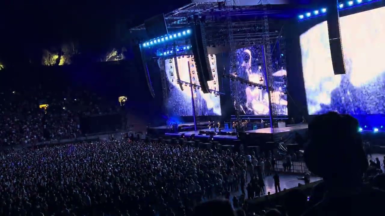 Oasis — Slide Away @ Rose Bowl, Los Angeles, CA  (September 6, 2025) Night 1