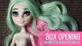 Box Opening: Monster High Rochelle Goyle Love in Scaris
Hello Youtube friends :) Today I have a new box opening video! I cannot wait to customise this girl, she is so so beautiful!
If you like my videos please support me by subscribing to my channel, liking, commenting and sharing my videos :)
For more updates, work in progress shots, photos of my dolls and news about future doll auctions, follow me on
♥ Facebook: tinyurl.com/Nicolles-Dreams-FB
♥ Instagram: http://instagram.com/andreja
♥ Twitter: @nicolles_dreams
If you have any questions please have a look at these resources
- Questions & Answers 01 video http://www.youtube.com/watch?v=2z1pywWVVVc
- Questions & Answers 02 video http://www.youtube.com/watch?v=7FBxRR5p6G8
- Doll F.A.Q. http://tinyurl.com/bjd-faq
Music by Splashkabona - Goodie http://audiojungle.net/item/goodie/8756021 Box Opening: Monster High Rochelle Goyle Love in Scaris