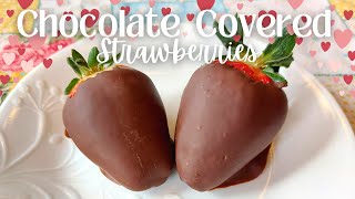 How to Make CHOCOLATE COVERED STRAWBERRIES super easy @mymomlife