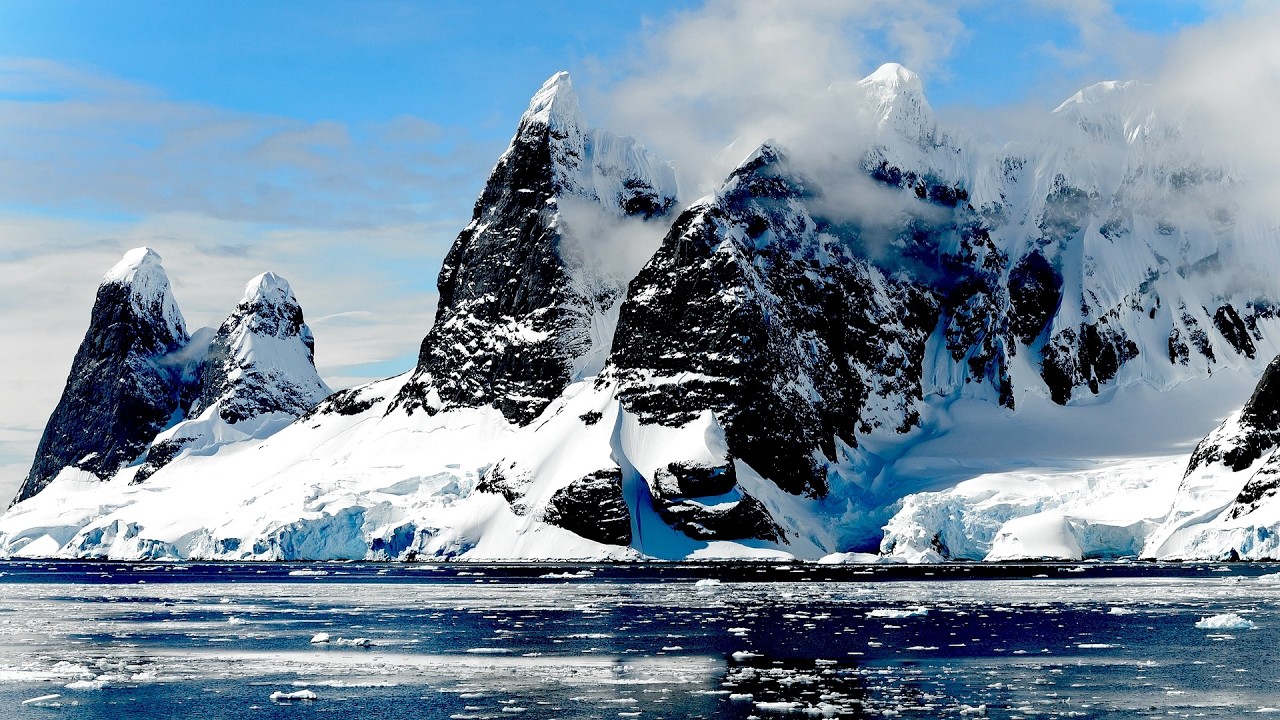 Antarctica: The Frozen Continent Unveiled / Documentary (4K)