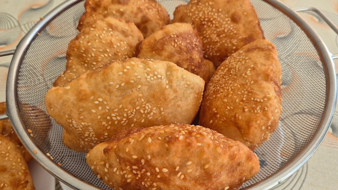 Cuộc sống Pháp/bánh tiêu ko dùng bột nổi,con trai thích ăn nên hằng làm đây 😃😘❤️🥰