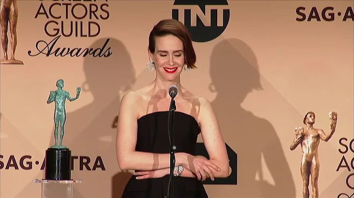 Sarah Paulson - SAG Awards 2017 - Full Backstage I...