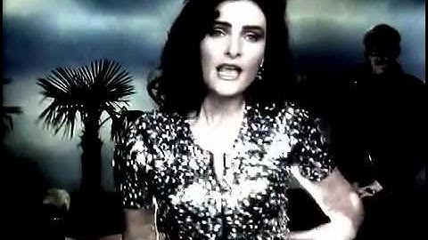 Siouxsie & the Banshees - Kiss Them for Me [480p)