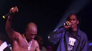 Tupac-2 of Amerikaz Most Wanted Live from:The House of Blues. Resimi