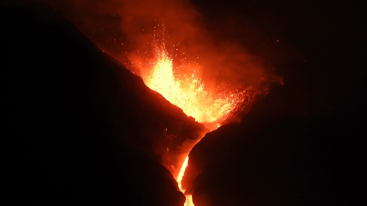 Volcanic Lava Eruption Éruption volcanique 화산 분출 火山噴火 | ASMR Ambience to Relax Read Meditate Sleep