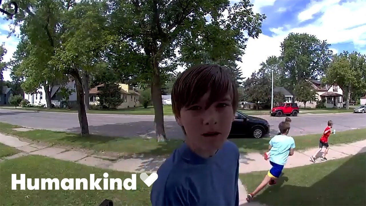 Teen spreads message of kindness to stranger at doorbell cam | Humankind #goodnews