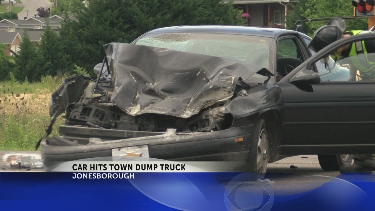 Diesel fuel spill reported after car hits dump truck in Jonesborough