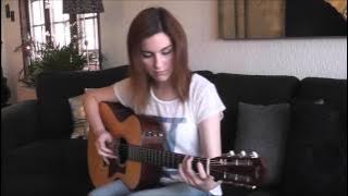 Как она это делает! Просто супер играет