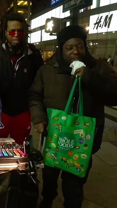 if anyone recognizes the rapper pls tag him! bro killed it