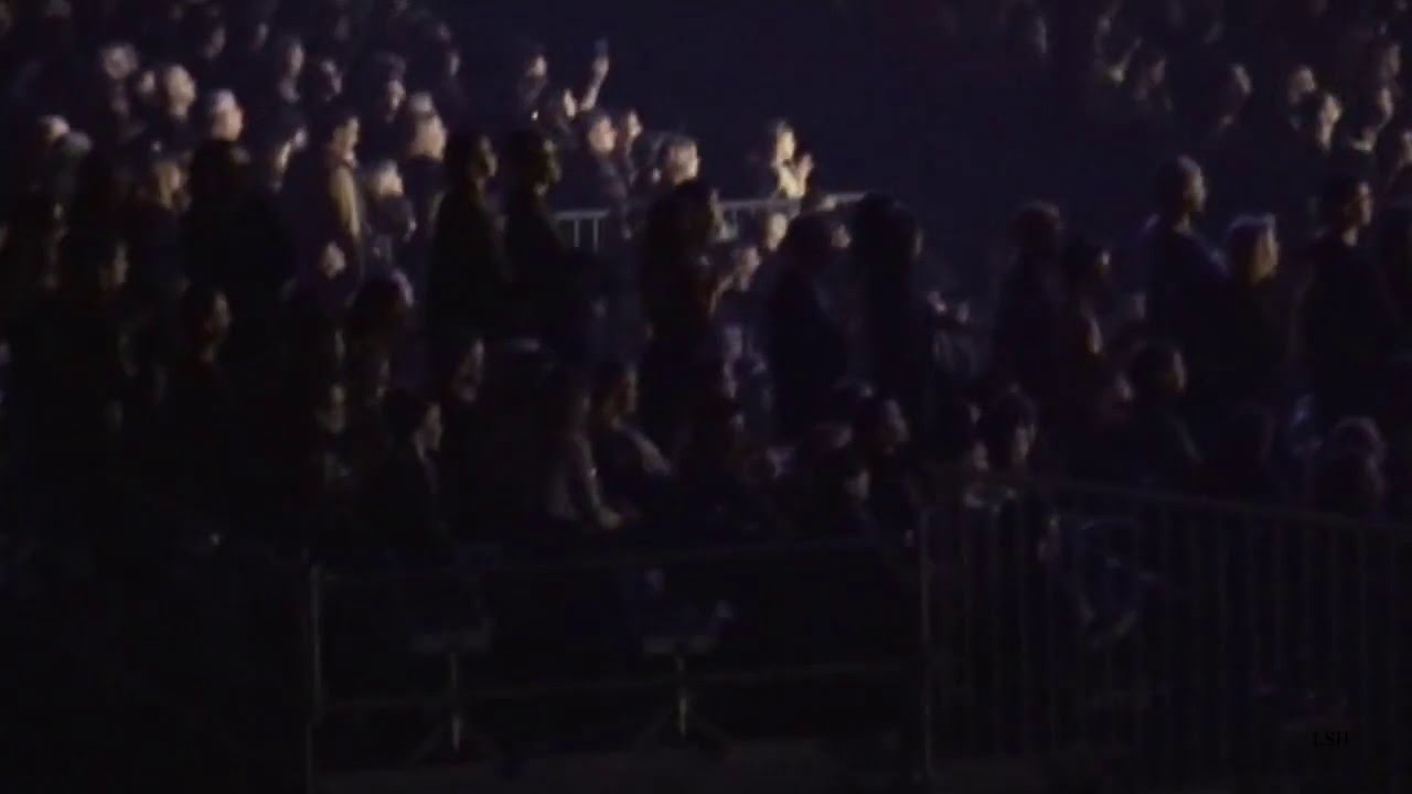 Земфира - Спасибо (Москва, Олимпийский 3.04.2016) - YouTube