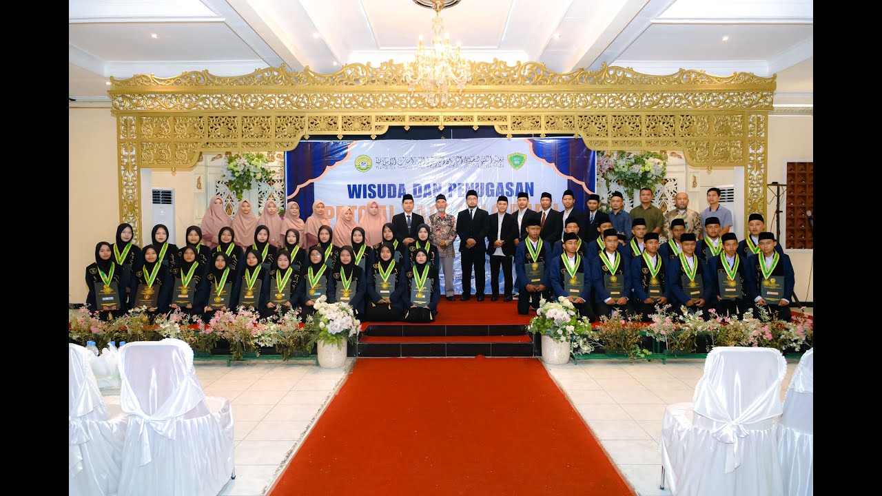 WISUDA DAN PENUGASAN WIYATA BAKTI I PPTQ AL FATH I 2024/2025