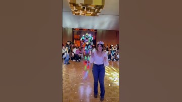 Nathalia LED ROBOTS SHOW #led #ledrobots #ledlight #quinceañera