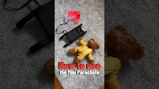 TUTORIAL : how to use your mini parachute on a teddy bear 🪂 🧸 #parachute #basejump #teddybear