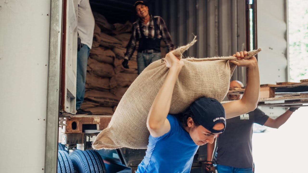 Coffee Container Loading Day in the Life | Unloading a Container of Coffee (42,000 Pounds) 💪 ...