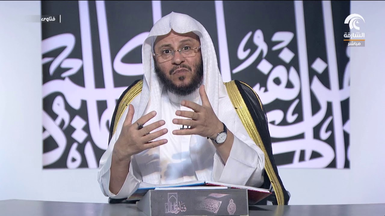 الذي يرى في المنام بأنَّهُ يطوفُ حول الكعبة؟مع بيان ما يفعلُه الإنسان إِذا رأى ما يسرُّه أو مايسوءه