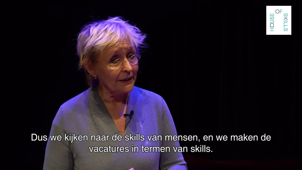 Interview Annelies Spork, programmadirecteur House of Skills - YouTube