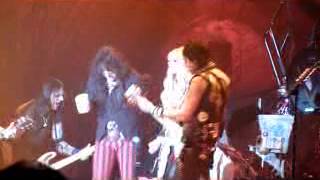 Alice Cooper - Caffeine - Live at Wembley Arena 28/10/2012 - Raise the Dead Tour