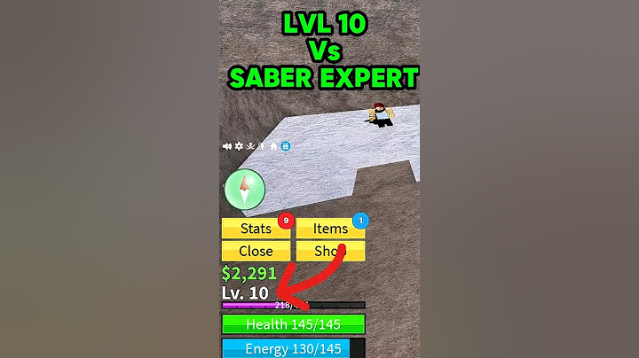 Lvl 10 Noob fighting Saber Expert in Blox fruits #bloxfruits #bloxfruit #roblox #shorts