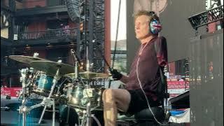 Def Leppard Live - Rick Allen Drumming 4K