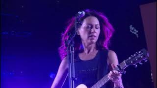 Susanna Hoffs (The Bangles) - Eternal Flame (Live at Sunset Sessions)