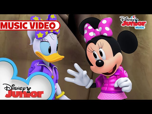 Official Theme Song 🎶 | Music Video | Minnie's Bow-Toons: Camp Minnie 🏕🎀 |  @disneyjunior​ class=