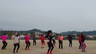 Zumba ( A ella le gusta mi bachata) Lucybrasilzumba