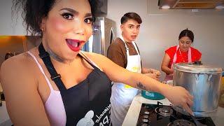 PAOLITA SUAREZ COCINA POZOLE VERDE CON FANS‼️👩🏻‍❤️‍💋‍👩🏻 | MEJIA |