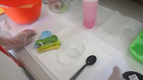 How to mix Titanium Dioxide for Soap Making