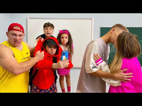 LE SECRET DU NOUVEAU GARS SUR LE CAMPUS 😱 Le premier baiser d'Angie|KiKiDo Campus| Série 17