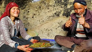 Old Lovers Cooking Afghanistan Famous Food | Afghanistan Poor Village Life.