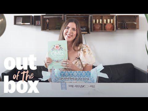 Unboxing and Reviewing Bridal Subscription Boxes | The Knot